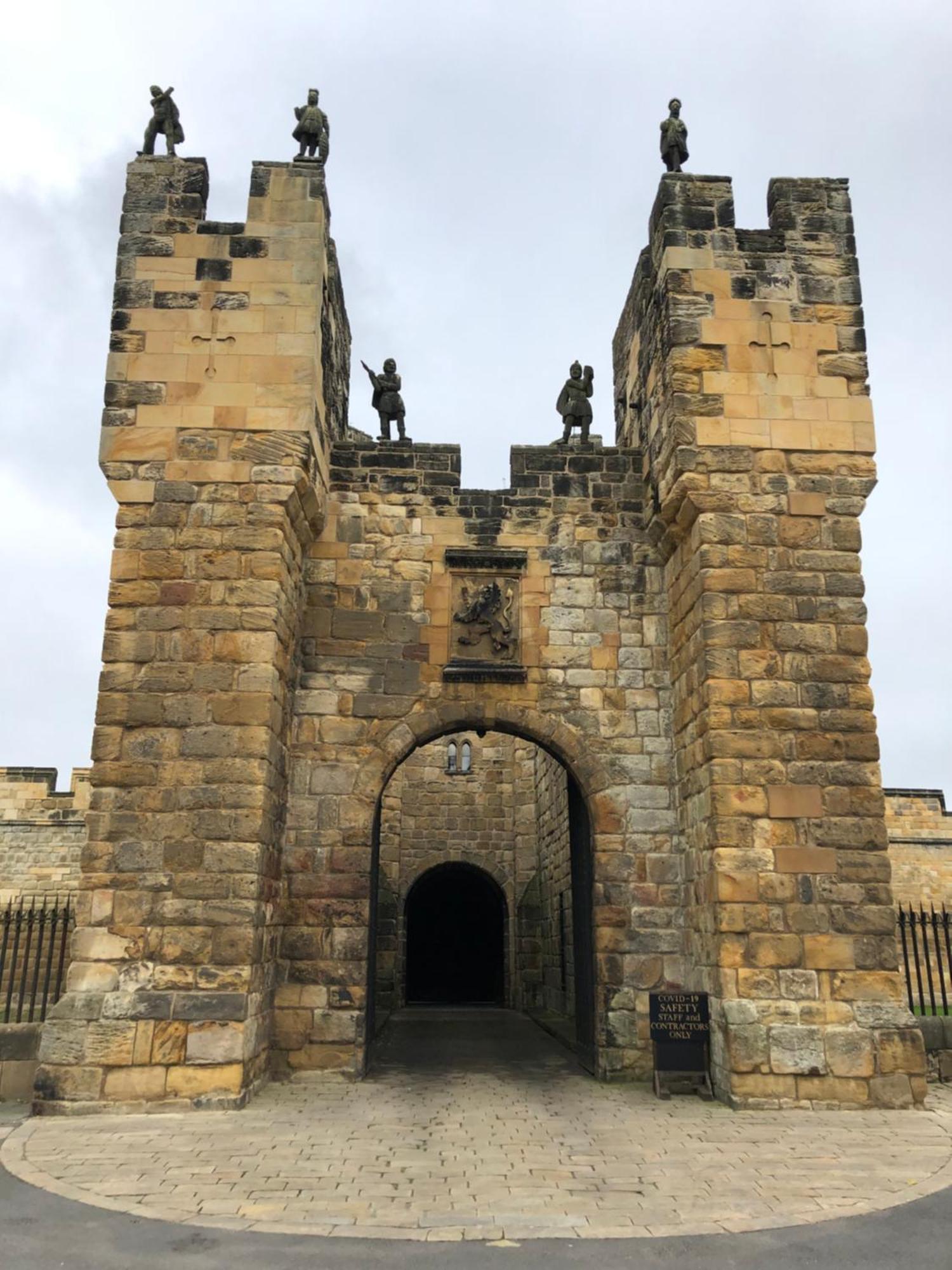 Lionsgate View - Luxury Apartment Opposite Alnwick Castle Extérieur photo