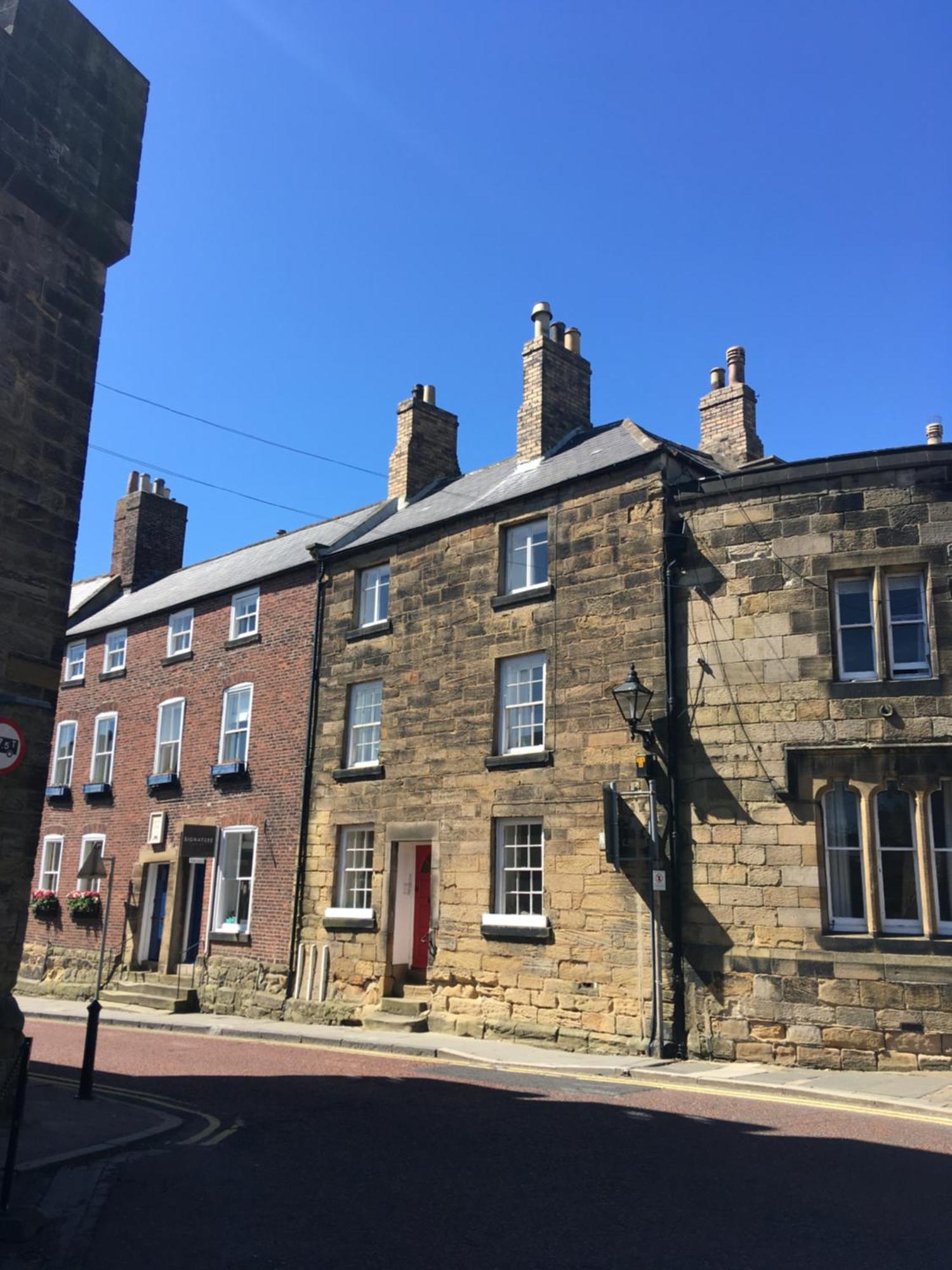 Lionsgate View - Luxury Apartment Opposite Alnwick Castle Extérieur photo