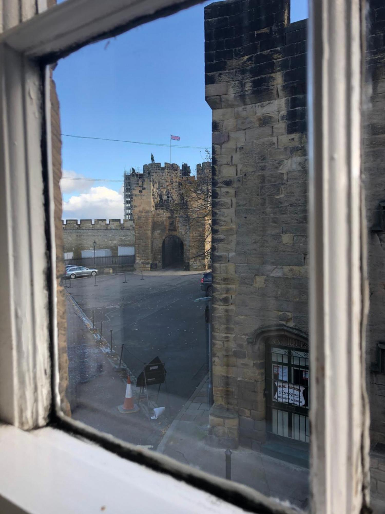 Lionsgate View - Luxury Apartment Opposite Alnwick Castle Extérieur photo