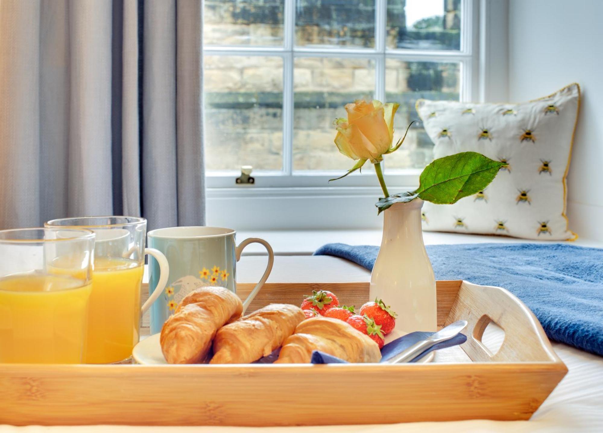 Lionsgate View - Luxury Apartment Opposite Alnwick Castle Extérieur photo